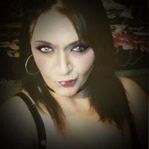 Meet your Posher, Stacie